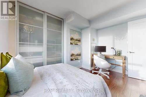 503 - 5460 Yonge Street, Toronto (Willowdale West), ON - Indoor Photo Showing Bedroom