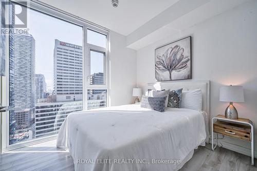 1706 - 33 Helendale Avenue, Toronto (Yonge-Eglinton), ON - Indoor Photo Showing Bedroom