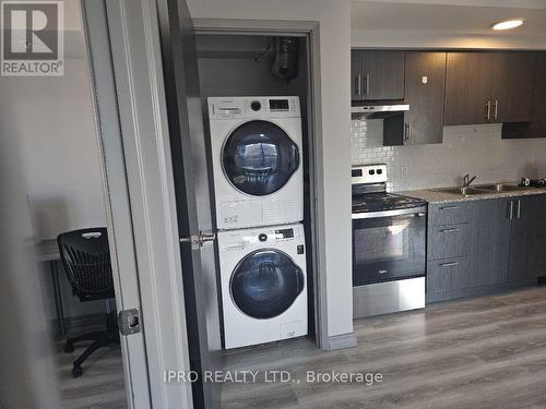 H505 - 275 Larch Street, Waterloo, ON - Indoor Photo Showing Laundry Room