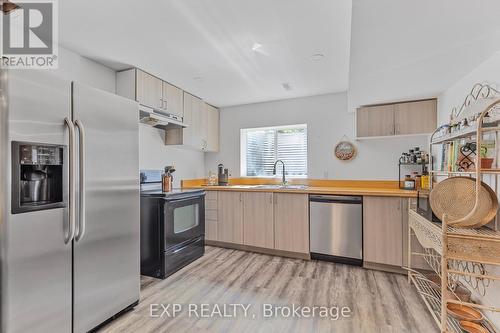 1289 Lowrie Street, Innisfil (Alcona), ON - Indoor Photo Showing Kitchen