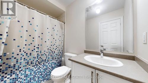 259 Fleetwood Drive, Oshawa, ON - Indoor Photo Showing Bathroom