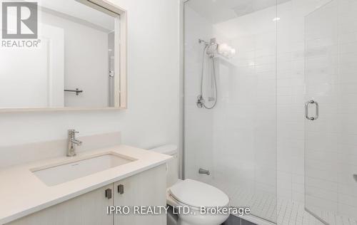 1809 - 4633 Glen Erin Drive, Mississauga (Erin Mills), ON - Indoor Photo Showing Bathroom