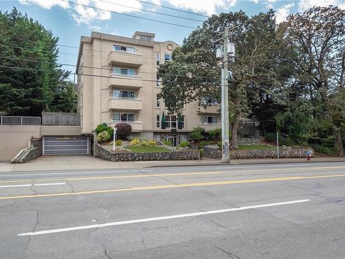 404-1361 Hillside Ave, Victoria, BC - Outdoor With Facade