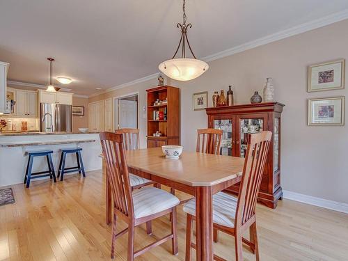 Dining room - 295 Rue De Barcelone, Dollard-Des-Ormeaux, QC - Indoor Photo Showing Dining Room