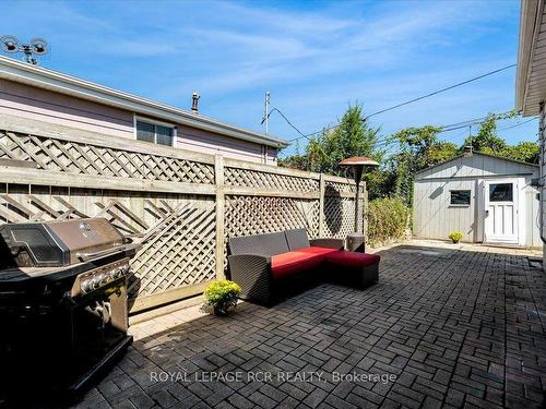 719 Kingfisher Dr, Pickering, ON - Outdoor