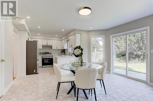 25 Mac Carl Crescent, Whitby (Rolling Acres), ON - Indoor Photo Showing Dining Room