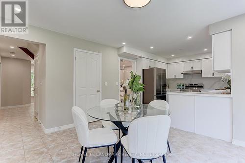 25 Mac Carl Crescent, Whitby (Rolling Acres), ON - Indoor Photo Showing Dining Room