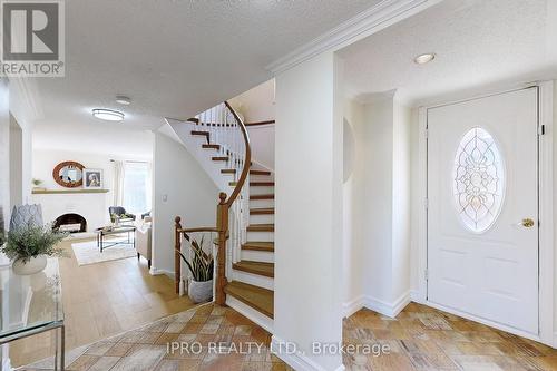 82 Dalecroft Circle, Markham, ON - Indoor Photo Showing Other Room