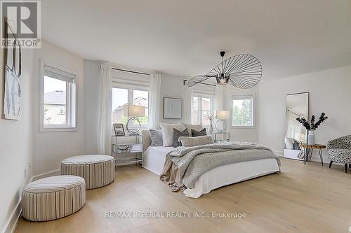 57 Ravine Edge Drive, Richmond Hill (Jefferson), ON - Indoor Photo Showing Bedroom