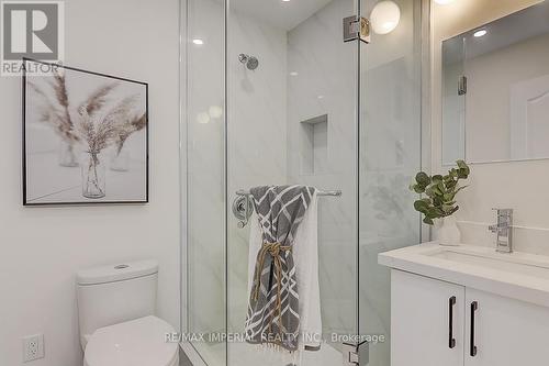 57 Ravine Edge Drive, Richmond Hill (Jefferson), ON - Indoor Photo Showing Bathroom