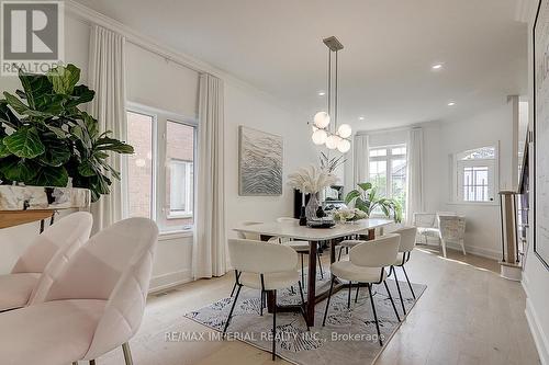 57 Ravine Edge Drive, Richmond Hill (Jefferson), ON - Indoor Photo Showing Dining Room