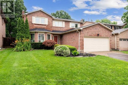 28 Hastings Drive, Markham, ON - Outdoor With Facade