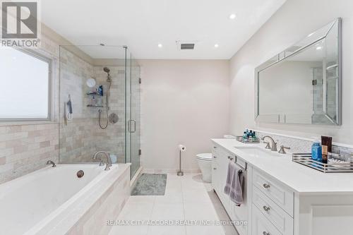 28 Hastings Drive, Markham, ON - Indoor Photo Showing Bathroom