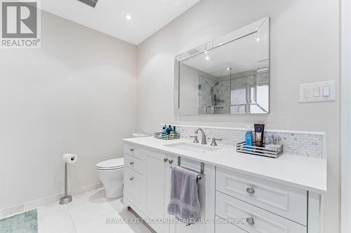 28 Hastings Drive, Markham, ON - Indoor Photo Showing Bathroom