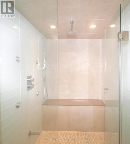 Th1 - 4065 Brickstone Mews, Mississauga, ON - Indoor Photo Showing Bathroom