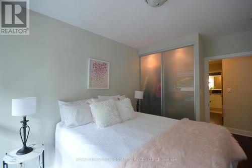 Th1 - 4065 Brickstone Mews, Mississauga, ON - Indoor Photo Showing Bedroom