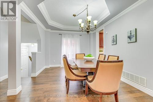 2425 Sequoia Way, Oakville (West Oak Trails), ON - Indoor Photo Showing Dining Room