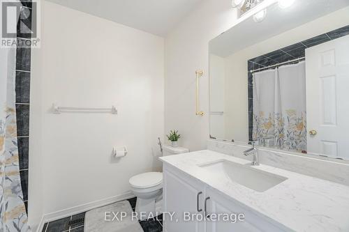 314 Duncan Lane, Milton (Scott), ON - Indoor Photo Showing Bathroom