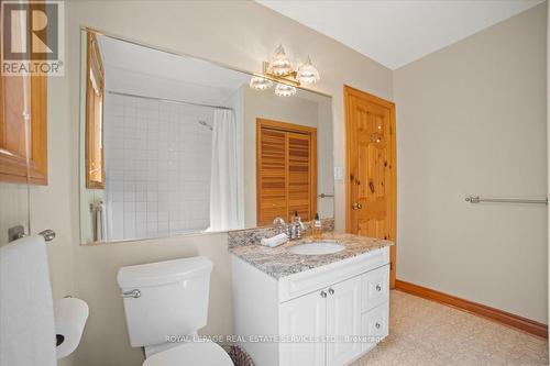 174 Prideaux Street, Niagara-On-The-Lake, ON - Indoor Photo Showing Bathroom