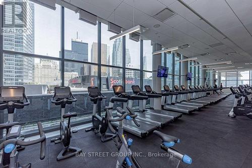 4310 - 100 Harbour Street, Toronto (Waterfront Communities), ON - Indoor Photo Showing Gym Room