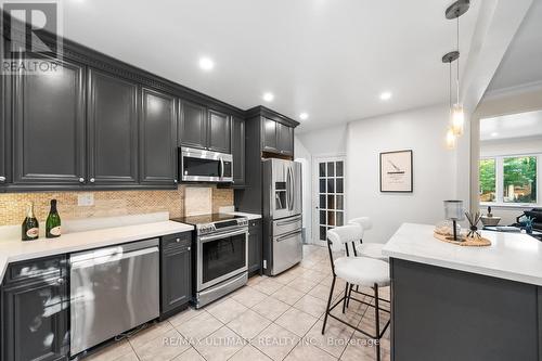 218 Bogert Avenue, Toronto (Lansing-Westgate), ON - Indoor Photo Showing Kitchen With Upgraded Kitchen