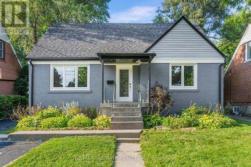 218 Bogert Avenue, Toronto (Lansing-Westgate), ON - Outdoor