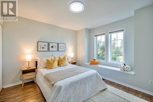 264 Gas Lamp Lane, Markham, ON - Indoor Photo Showing Bedroom