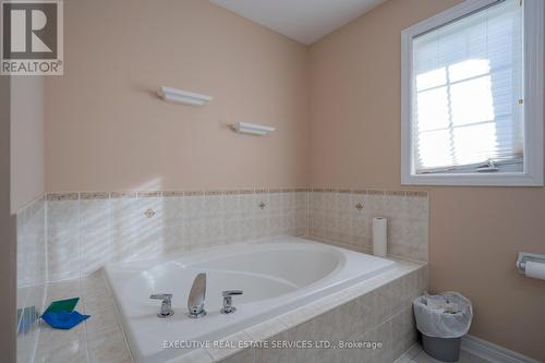 41 Fallstar Crescent, Brampton (Fletcher'S Meadow), ON - Indoor Photo Showing Bathroom