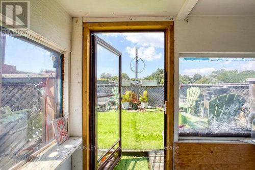 282 Ossington Avenue, Toronto, ON - Indoor Photo Showing Other Room