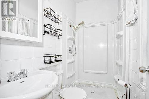 282 Ossington Avenue, Toronto (Trinity-Bellwoods), ON - Indoor Photo Showing Bathroom