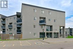 140 - 2001 BONNYMEDE DRIVE  Mississauga (Clarkson), ON L5J 4H8