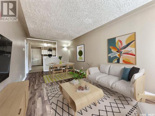 1957 Quebec Street, Regina, SK - Indoor Photo Showing Living Room