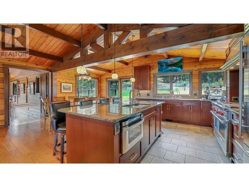 2175 Westside  Road, Invermere, BC - Indoor Photo Showing Kitchen