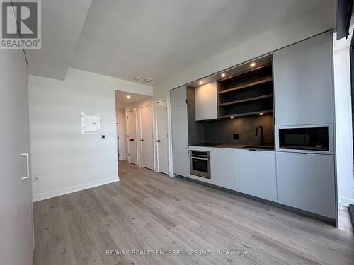 3211 - 55 Charles Street E, Toronto, ON - Indoor Photo Showing Kitchen