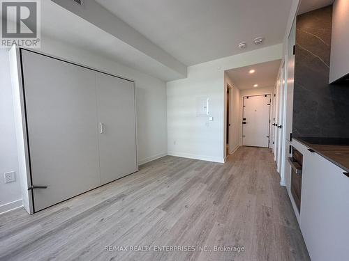 3211 - 55 Charles Street E, Toronto, ON - Indoor Photo Showing Kitchen