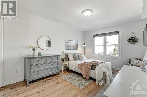 375 Horseshoe Crescent, Stittsville, ON - Indoor Photo Showing Bedroom