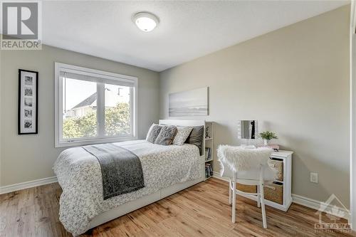 375 Horseshoe Crescent, Stittsville, ON - Indoor Photo Showing Bedroom