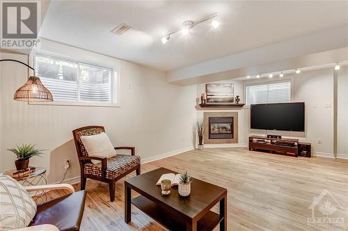 375 Horseshoe Crescent, Stittsville, ON - Indoor Photo Showing Living Room With Fireplace