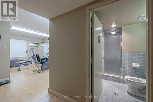 109 - 1510 Richmond Street, London, ON - Indoor