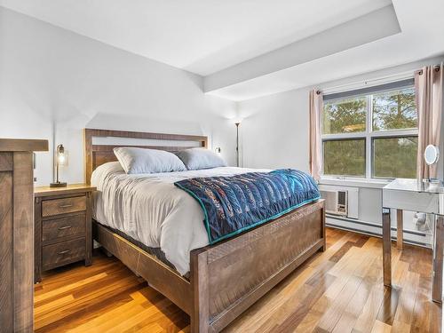 Chambre Ã  coucher principale - 653 Tsse Du Ruisseau, Montréal (Lachine), QC - Indoor Photo Showing Bedroom