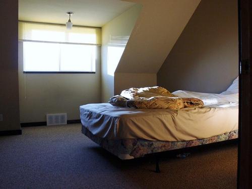 313 Atwood Ave, Rainy River, ON - Indoor Photo Showing Bedroom