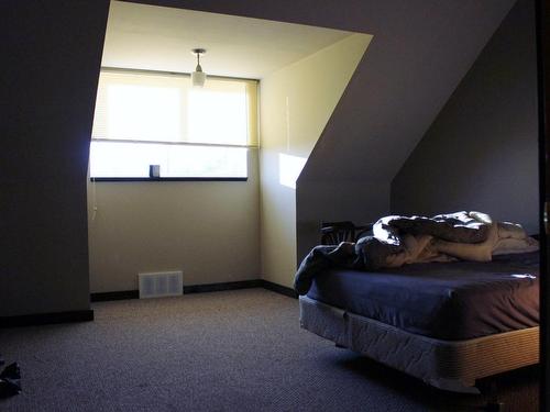 313 Atwood Ave, Rainy River, ON - Indoor Photo Showing Bedroom