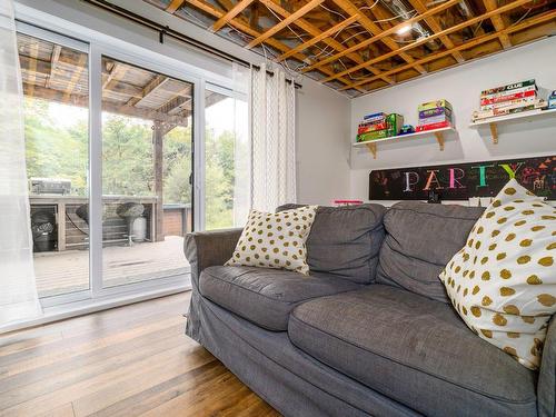 Family room - 250 Rue De La Station, Neuville, QC - Indoor Photo Showing Basement