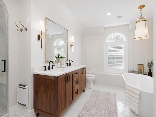 Salle de bains - 71 Boul. De Fontainebleau, Blainville, QC - Indoor Photo Showing Bathroom