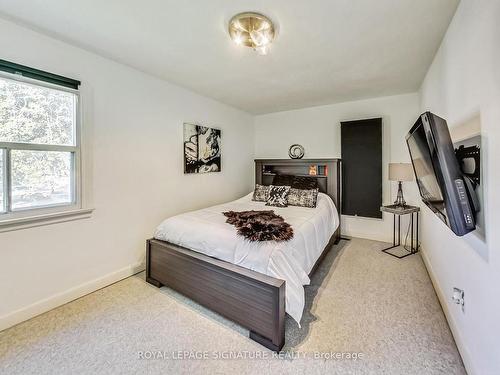 46 Mcdairmid Rd, Toronto, ON - Indoor Photo Showing Bedroom