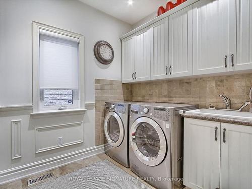 187 Oxford St, Richmond Hill, ON - Indoor Photo Showing Laundry Room