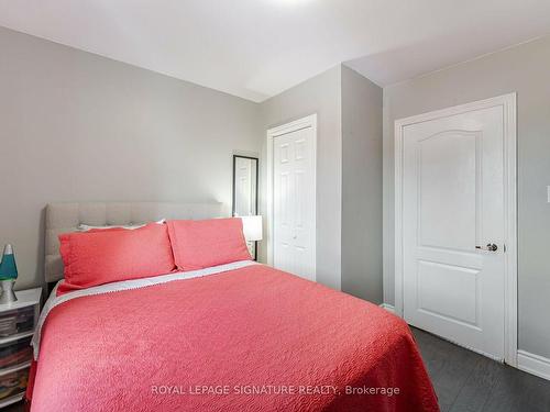 590 Appleby Line, Burlington, ON - Indoor Photo Showing Bedroom