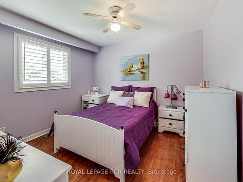 18 Terryellen Cres, Toronto, ON - Indoor Photo Showing Bedroom