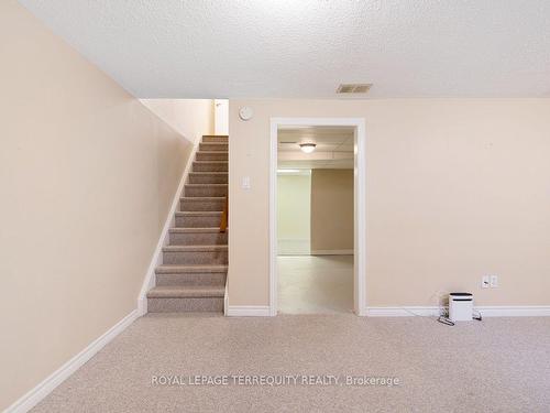 24-67 Old Burnhamthorpe Rd, Toronto, ON - Indoor Photo Showing Other Room