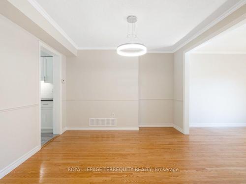 24-67 Old Burnhamthorpe Rd, Toronto, ON - Indoor Photo Showing Other Room